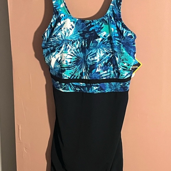 NWT Sporti HydyroLast Aquarelle Chlorine Resistant Scoop One piece Swimsuit 20W - Picture 10 of 11